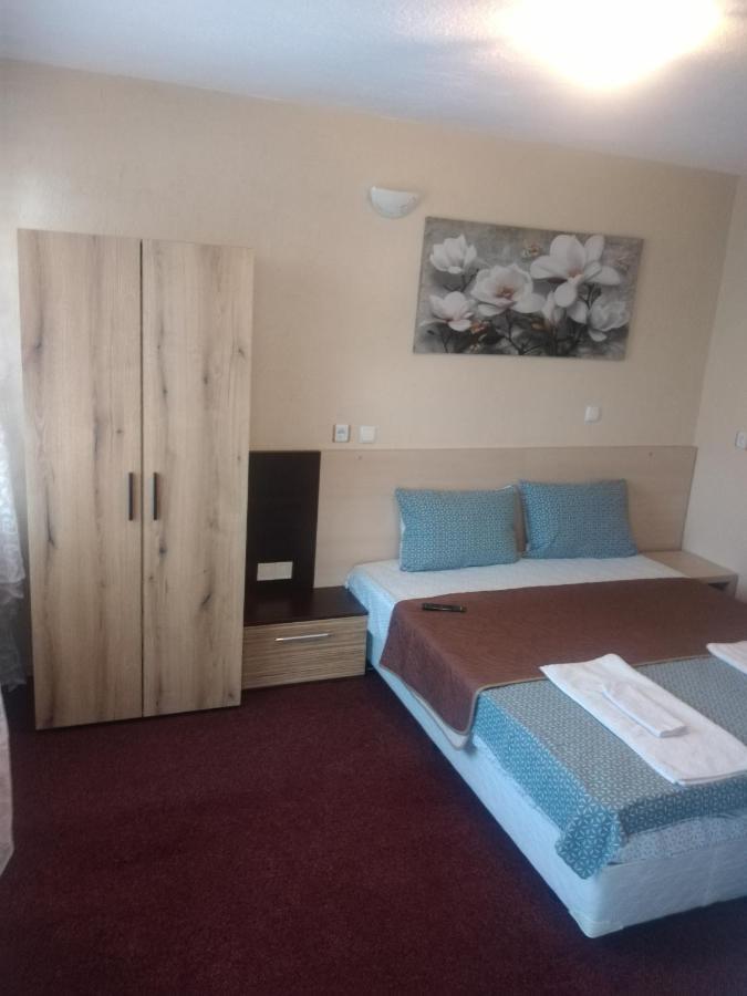 פאבל באניה Rose & Water Guest House מראה חיצוני תמונה