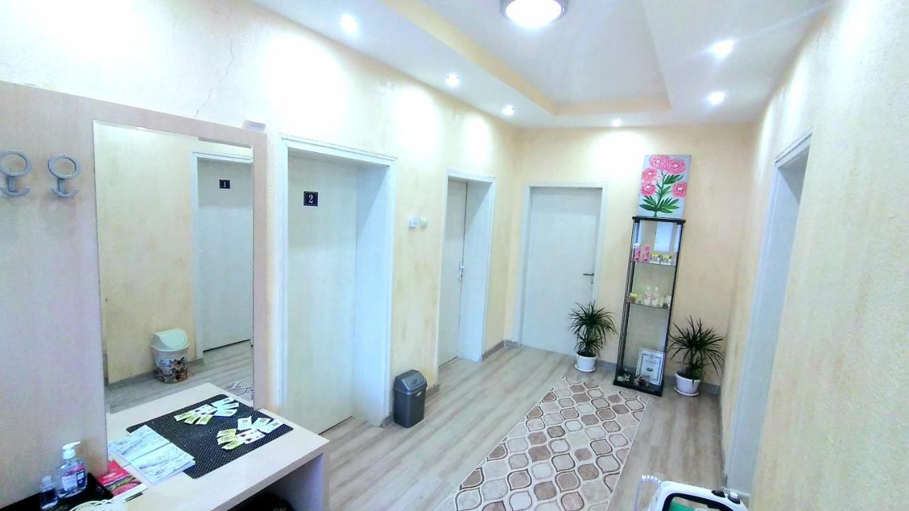 פאבל באניה Rose & Water Guest House מראה חיצוני תמונה