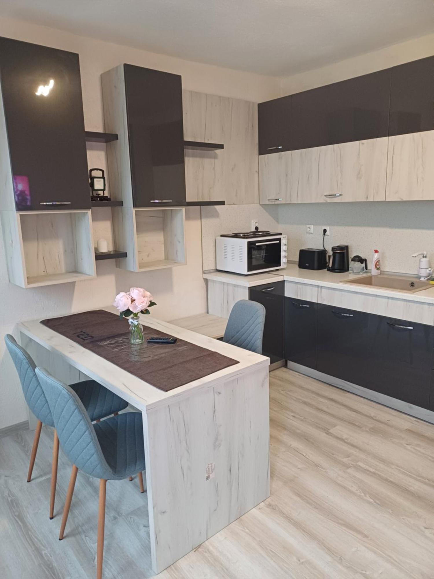 פאבל באניה Rose & Water Guest House מראה חיצוני תמונה